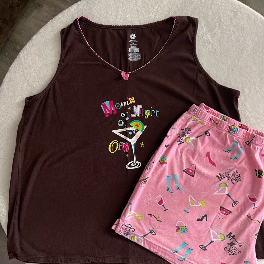 Moms night off sleepware Size 18-20